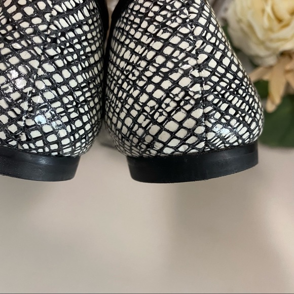 Stuart Weitzman White and Black Flats - Picture 5 of 10